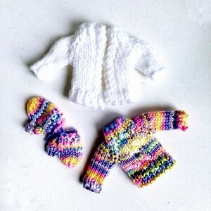 New Handmade Miniature Sweater Mitts Decor Bundle